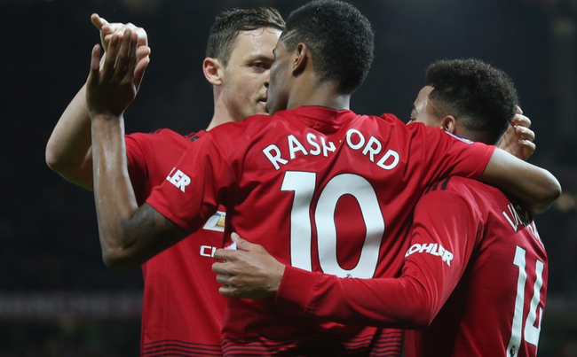 卢卡在这两 卢卡在这两