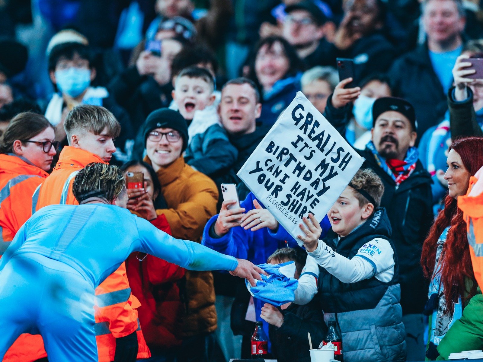 回馈每一位 回馈每一位